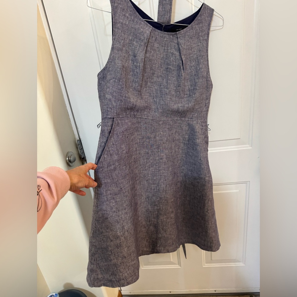 Tahari linen Sleeveless Dress blue & white